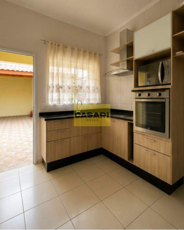 Casa para à venda no bairro Residencial Faculdade, Boituva - Casari Imóveis: 