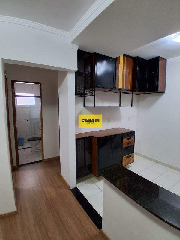 Apartamento para para aluguel no bairro Baeta Neves, São Bernardo do Campo - Casari Imóveis: 