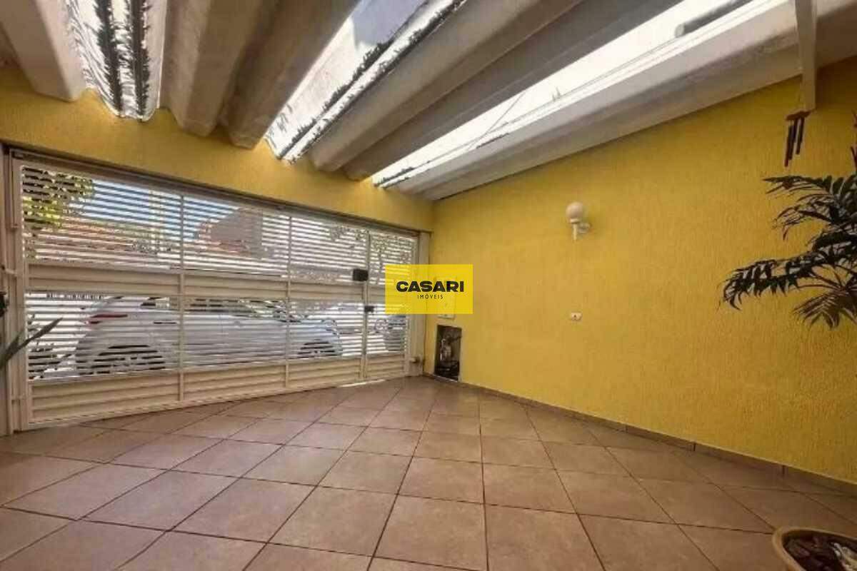 Sobrado para à venda no bairro Jordanópolis, São Bernardo do Campo - Casari Imóveis: 