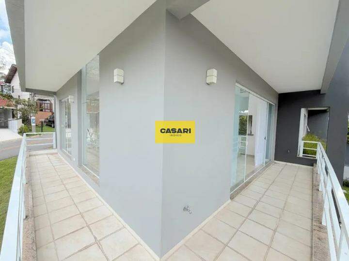 Sobrado para à venda no bairro Swiss Park, São Bernardo do Campo - Casari Imóveis: 