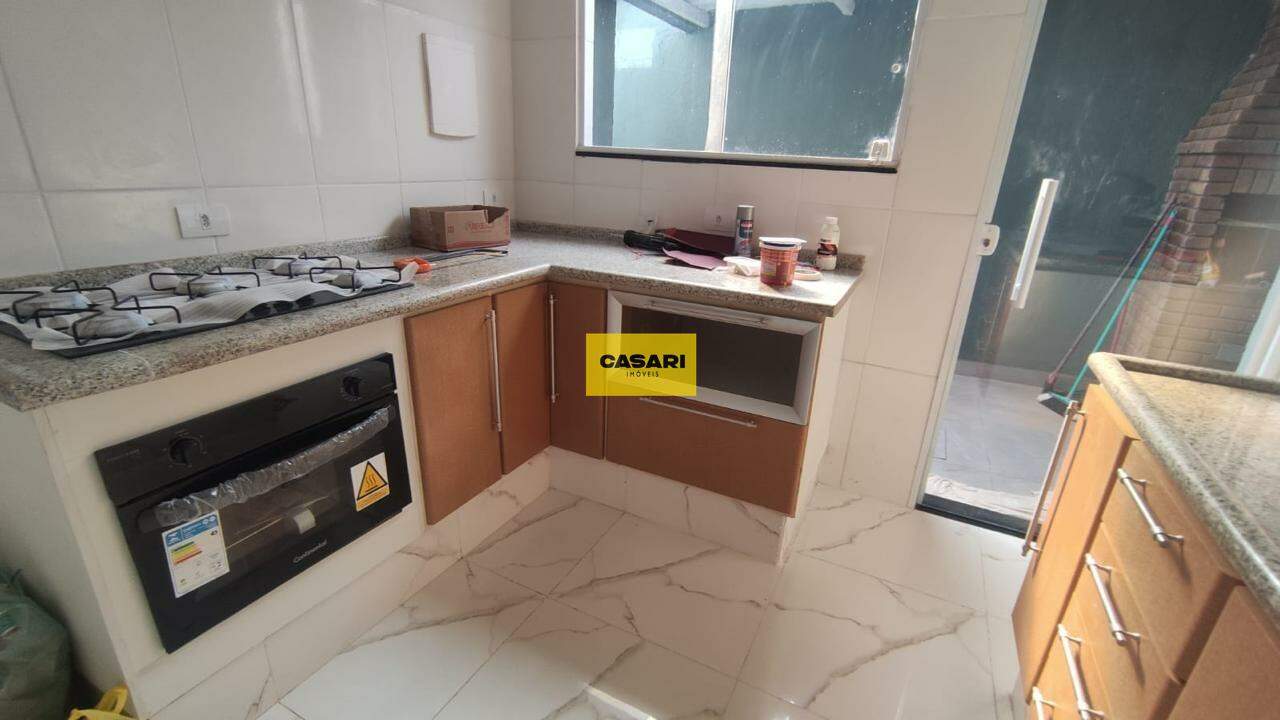 Casa para à venda no bairro Independência, São Bernardo do Campo - Casari Imóveis: 