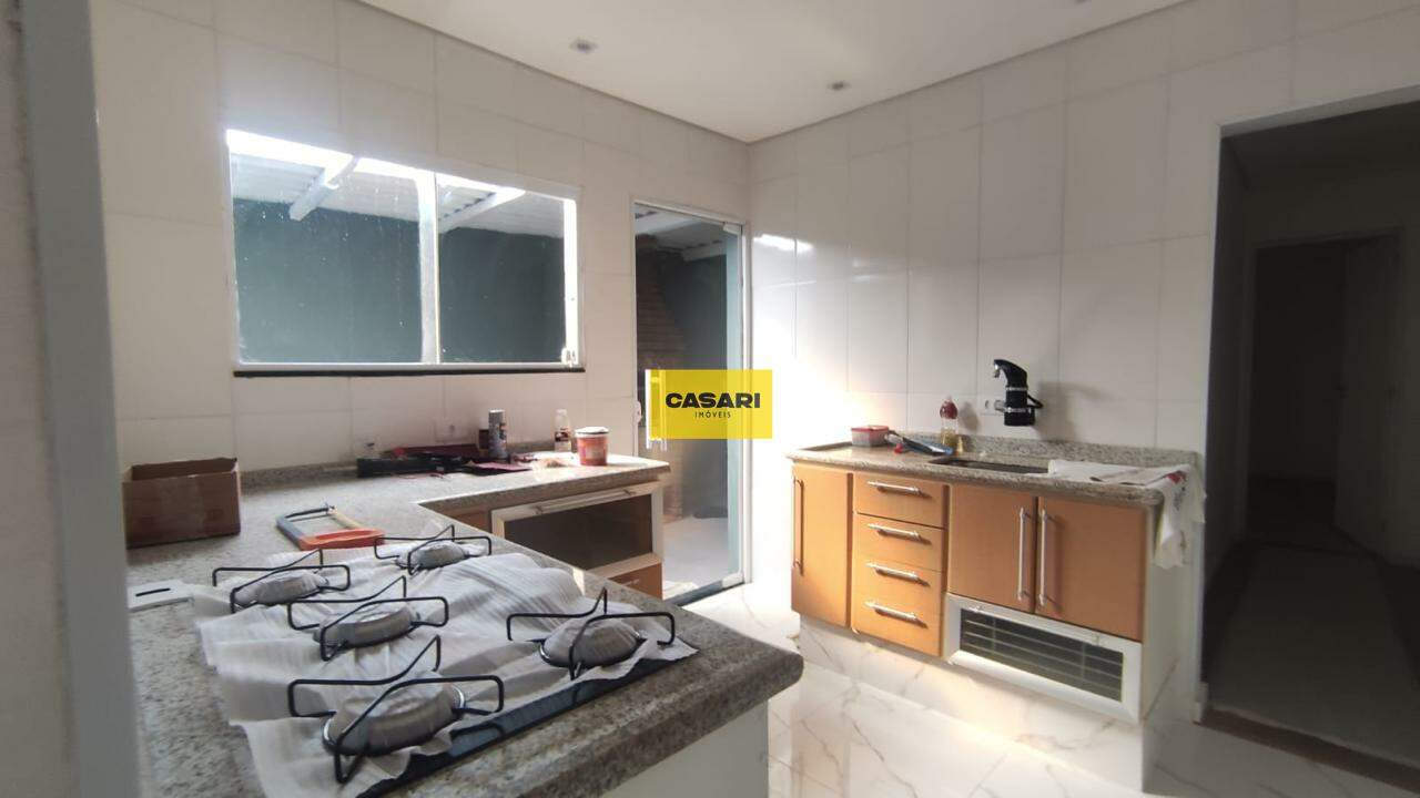 Casa para à venda no bairro Independência, São Bernardo do Campo - Casari Imóveis: 
