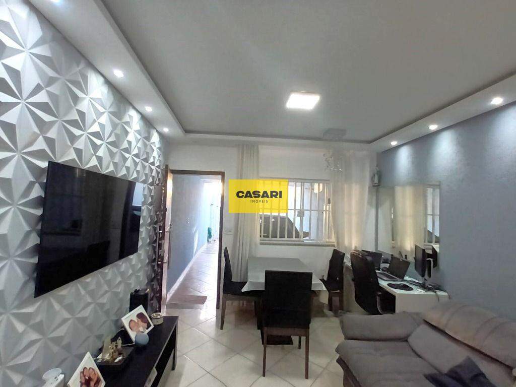 Sobrado para à venda no bairro Campestre, Santo André - Casari Imóveis: 