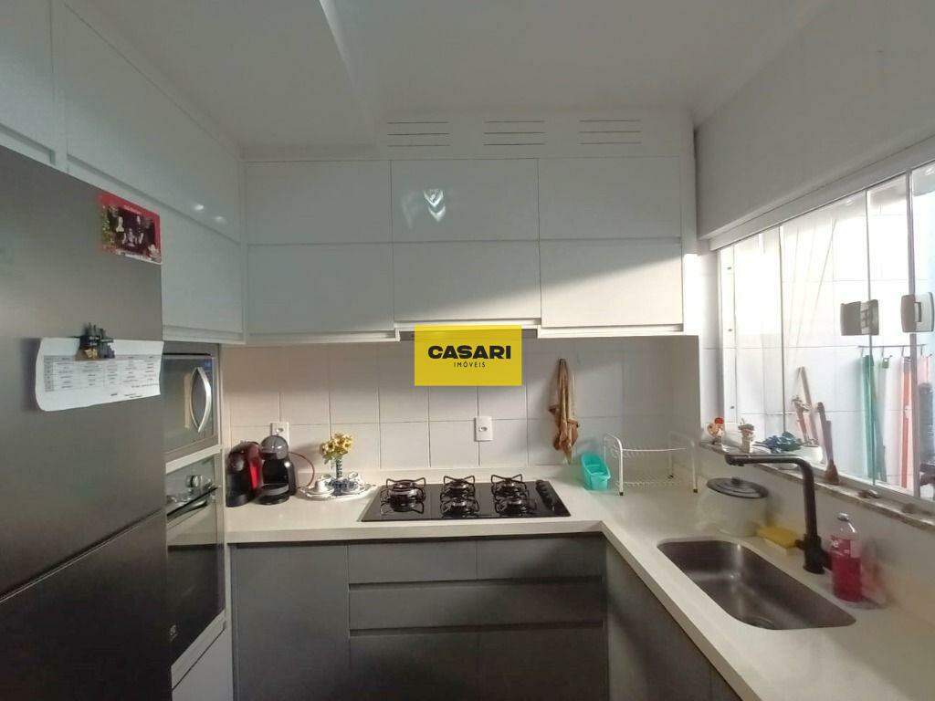 Sobrado para à venda no bairro Campestre, Santo André - Casari Imóveis: 