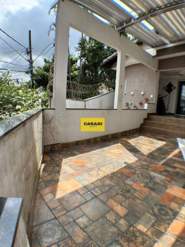 Sobrado para à venda no bairro Olímpico, São Caetano do Sul - Casari Imóveis: 