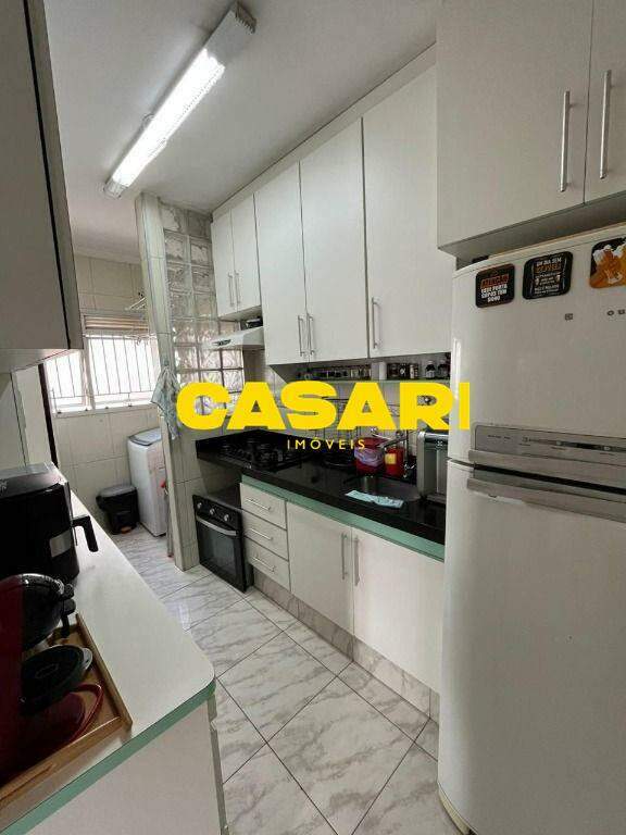 Apartamento para à venda no bairro Planalto, São Bernardo do Campo - Casari Imóveis: 