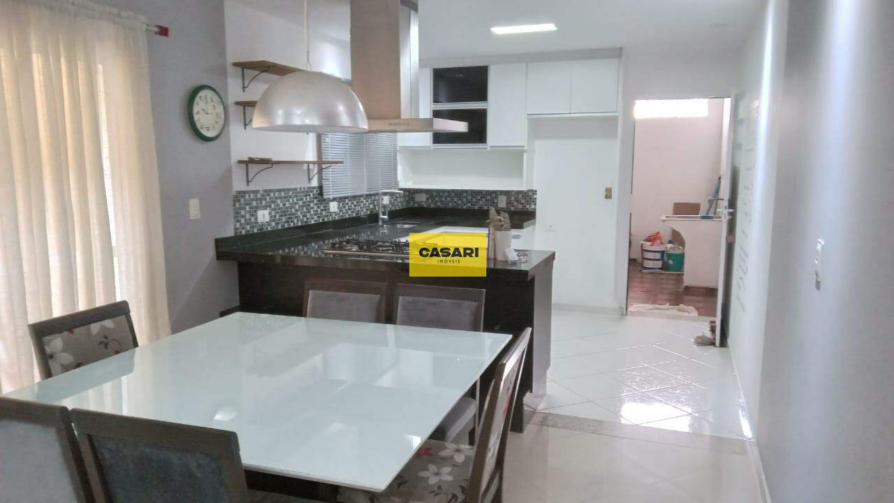 Sobrado para à venda no bairro Jardim Alvorada, Santo André - Casari Imóveis: 