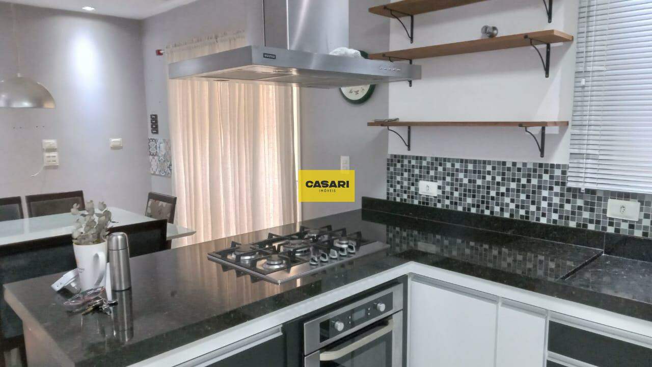 Sobrado para à venda no bairro Jardim Alvorada, Santo André - Casari Imóveis: 