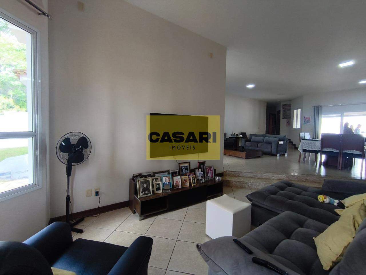 Casa para à venda no bairro Flora Ville, Boituva - Casari Imóveis: 