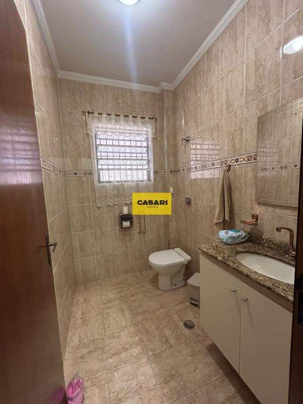 Casa para à venda no bairro Taboão, São Bernardo do Campo - Casari Imóveis: 