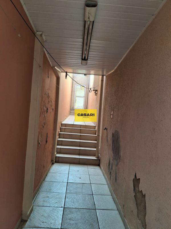 Casa Assobradada para à venda no bairro Santa Terezinha, São Bernardo do Campo - Casari Imóveis: 
