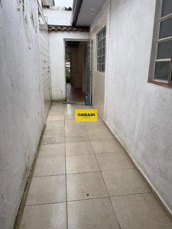 Casa para para aluguel no bairro Baeta Neves, São Bernardo do Campo - Casari Imóveis: 