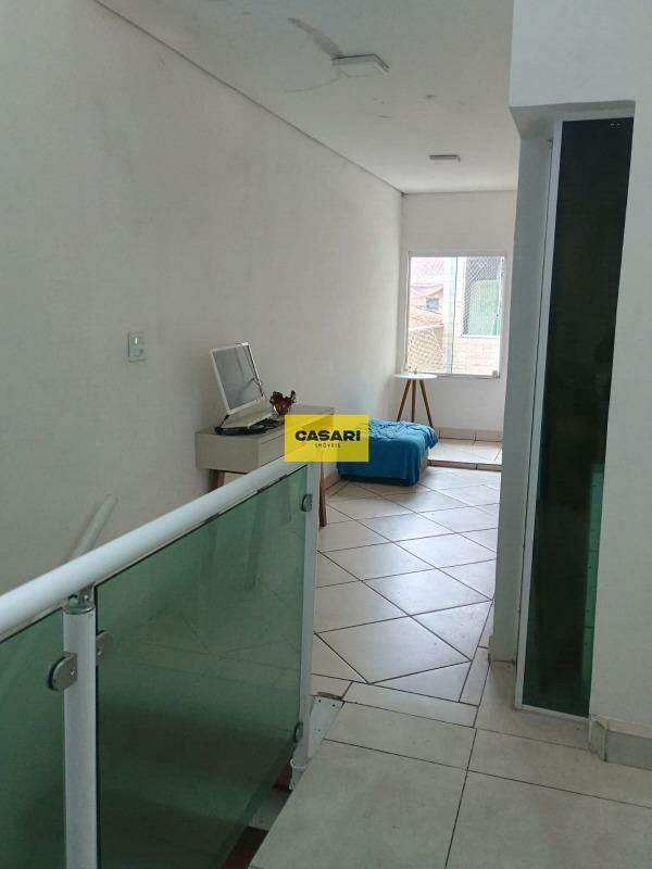 Sobrado para à venda no bairro Demarchi, São Bernardo do Campo - Casari Imóveis: 