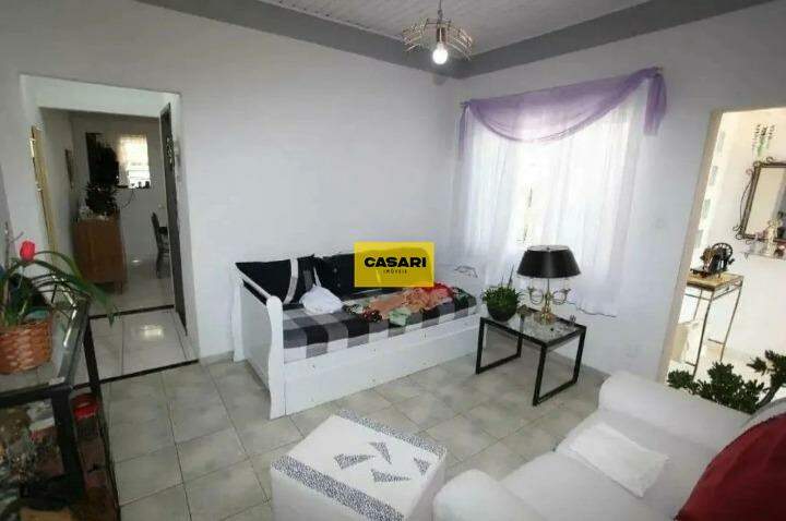 Casa Assobradada para à venda no bairro Nova Petrópolis, São Bernardo do Campo - Casari Imóveis: 