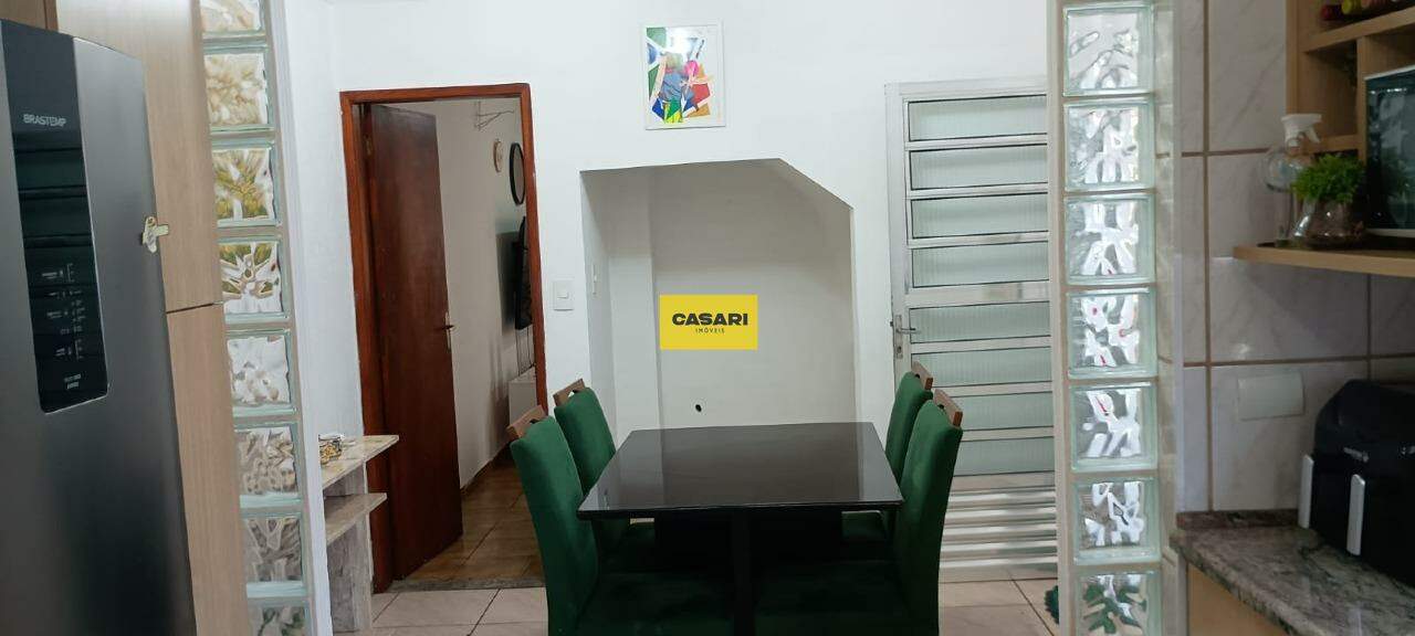 Sobrado para para aluguel no bairro Jardim Itapuã , Santo André - Casari Imóveis: 