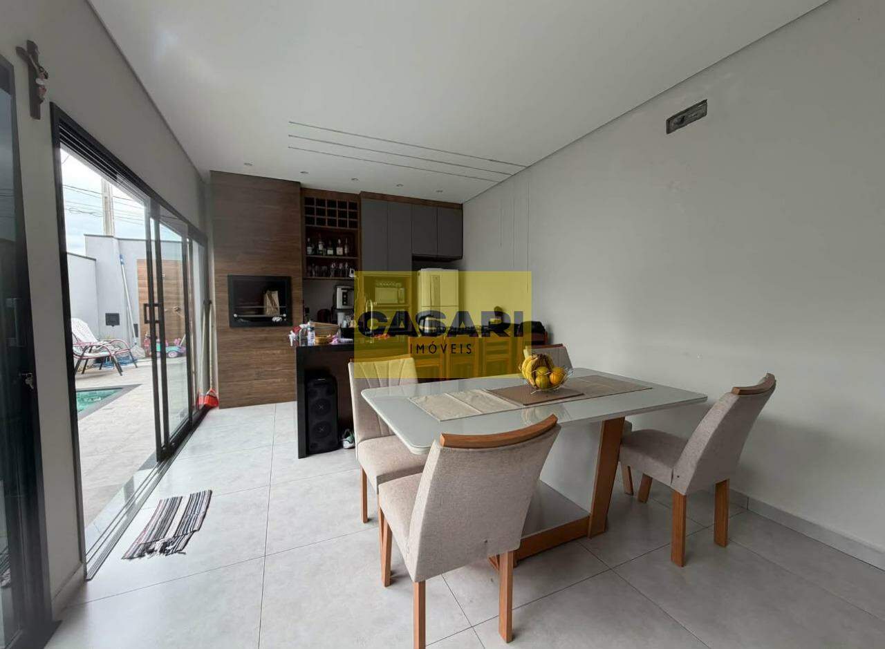 Casa para à venda no bairro Parque Campestre I, Boituva - Casari Imóveis: 