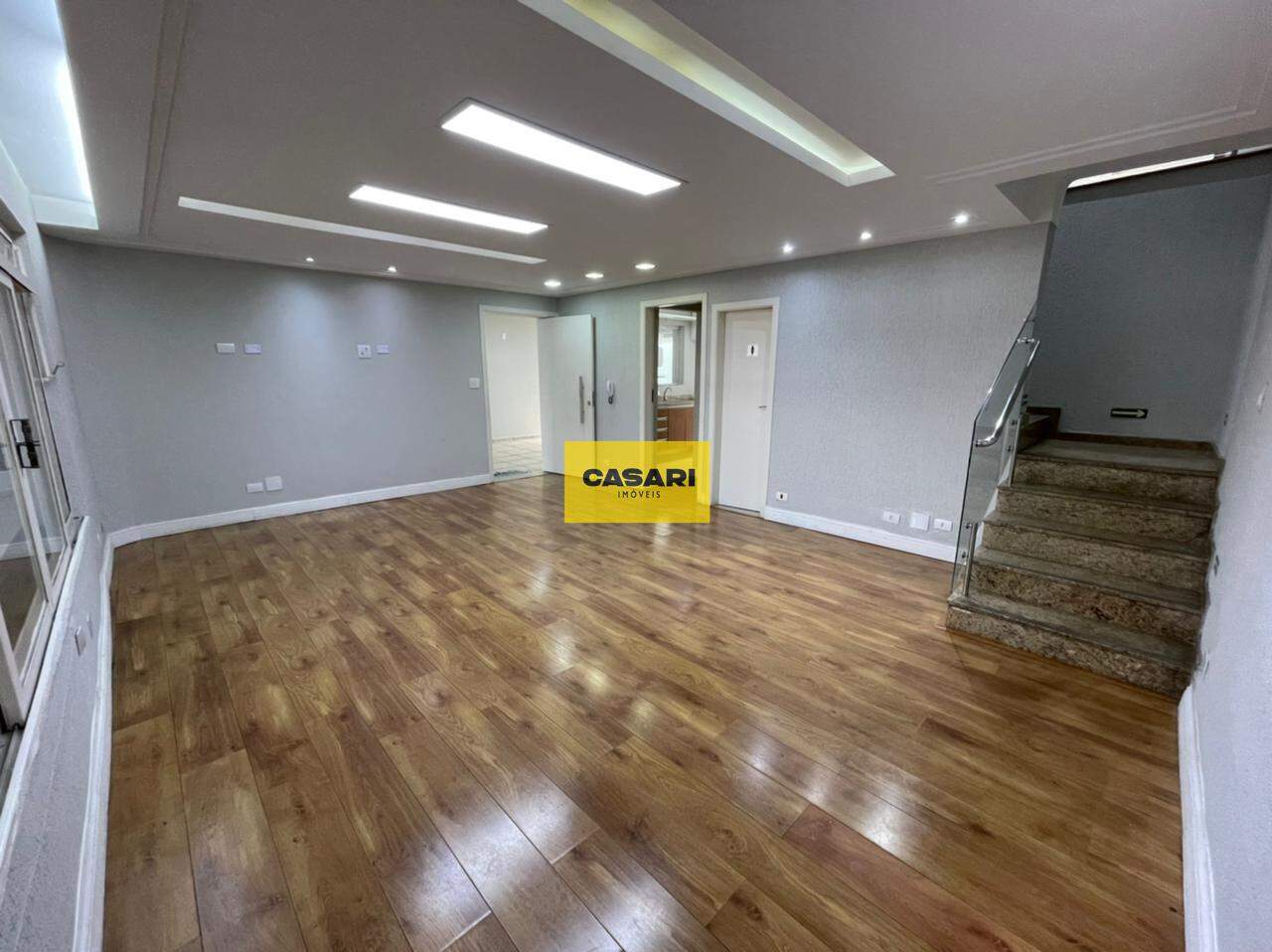 Casa comercial para para aluguel no bairro Santa Paula, São Caetano do Sul - Casari Imóveis: 