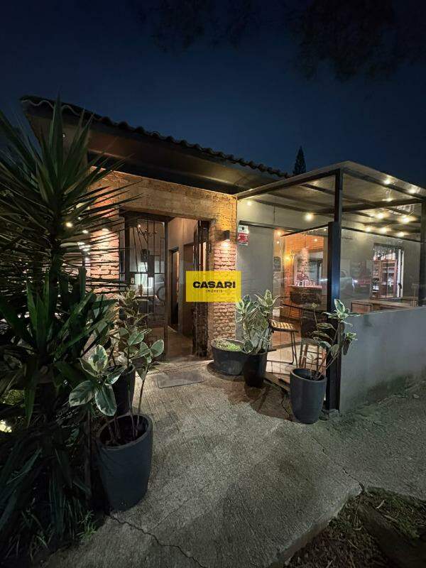 Casa comercial para à venda no bairro Nova Petrópolis, São Bernardo do Campo - Casari Imóveis: 