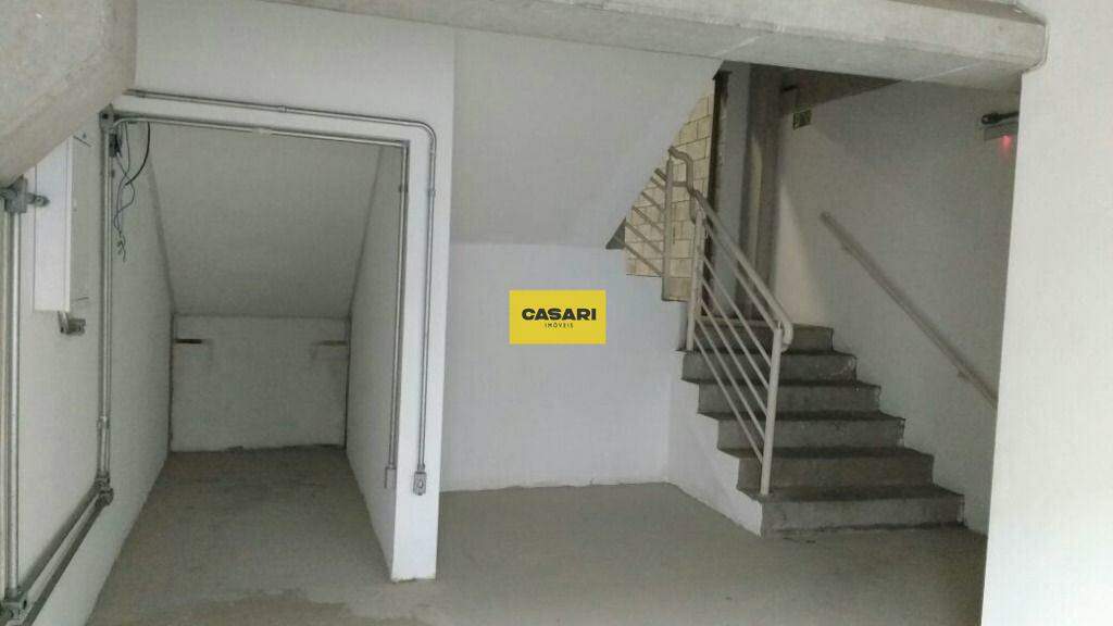 Galpão para para aluguel no bairro Piraporinha, Diadema - Casari Imóveis: 