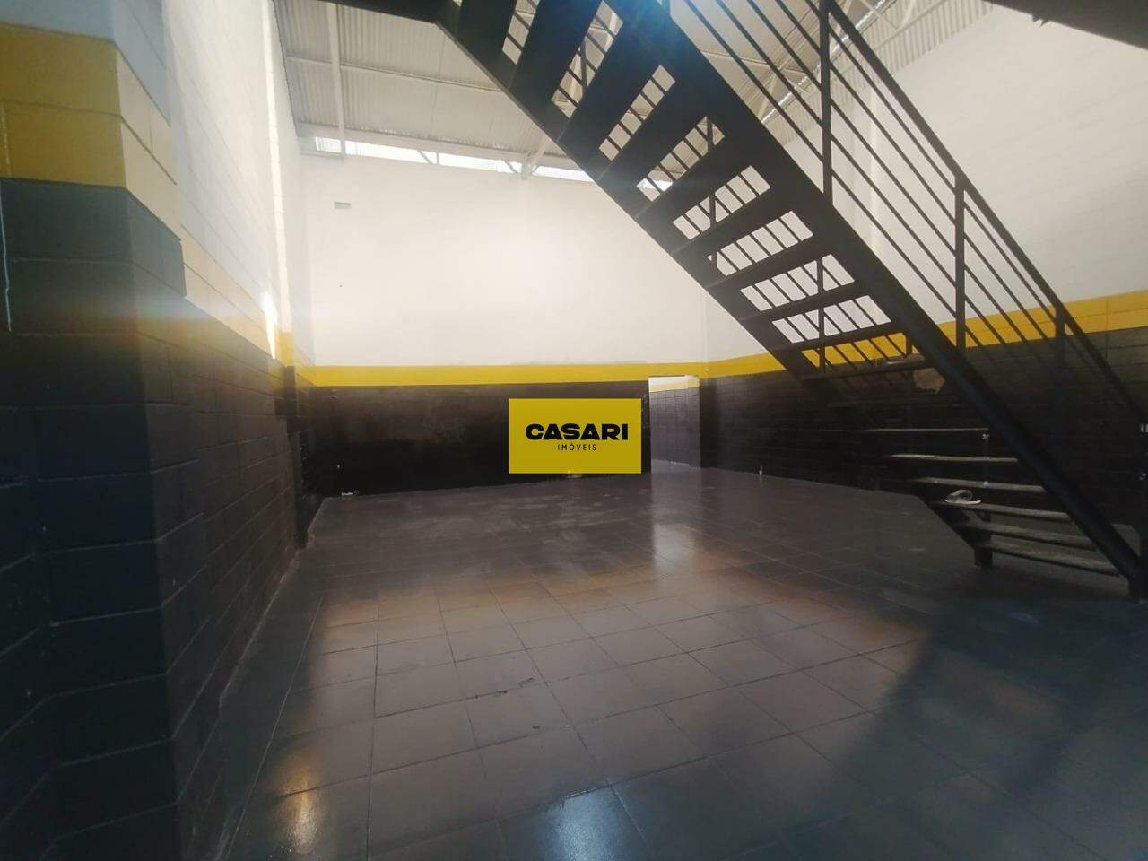 Galpão para para aluguel no bairro Vila Nogueira, Diadema - Casari Imóveis: 