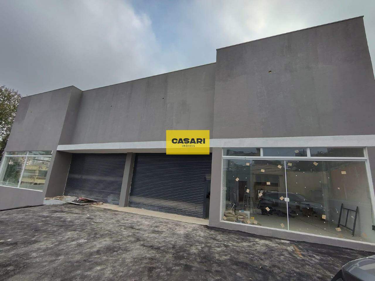 Galpão para para aluguel no bairro Vila Scarpelli, Santo André - Casari Imóveis: 