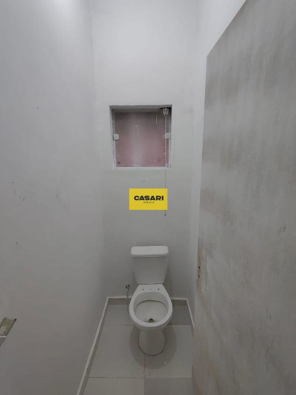 Galpão para para aluguel no bairro Vila Scarpelli, Santo André - Casari Imóveis: 