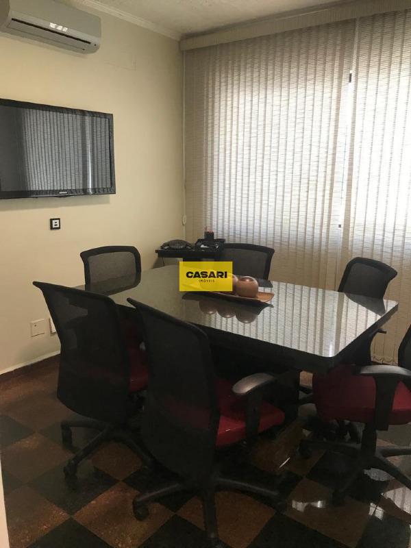 Sobrado para para aluguel no bairro Jardim, Santo André - Casari Imóveis: 