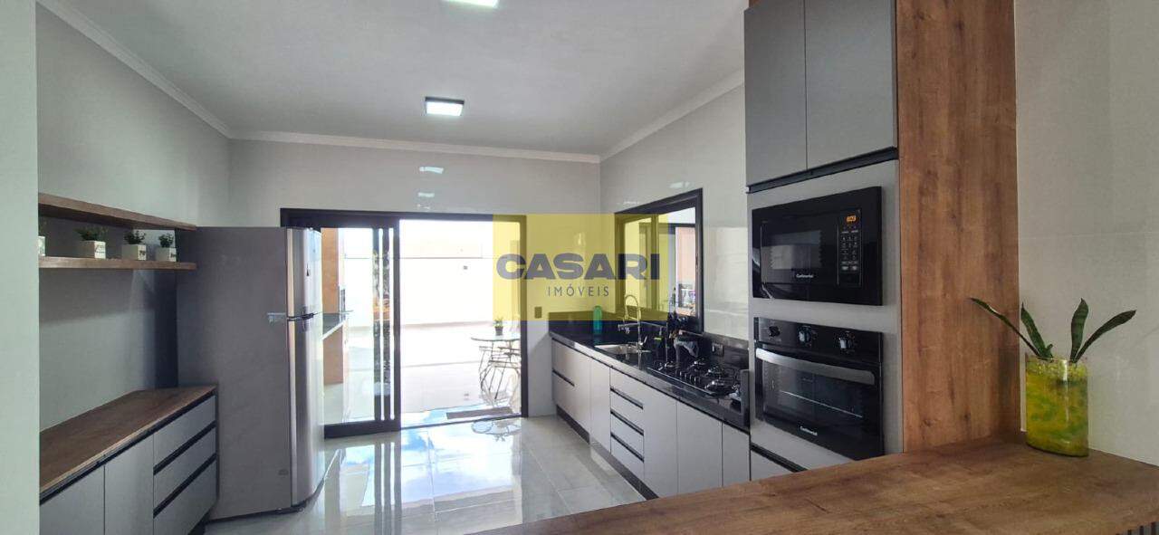Casa para à venda no bairro Portal Ville Jardins, Boituva - Casari Imóveis: 