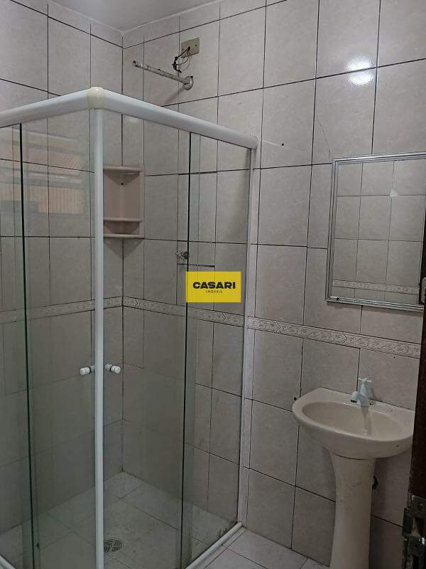 Casa para para aluguel no bairro Dos Casa, São Bernardo do Campo - Casari Imóveis: 