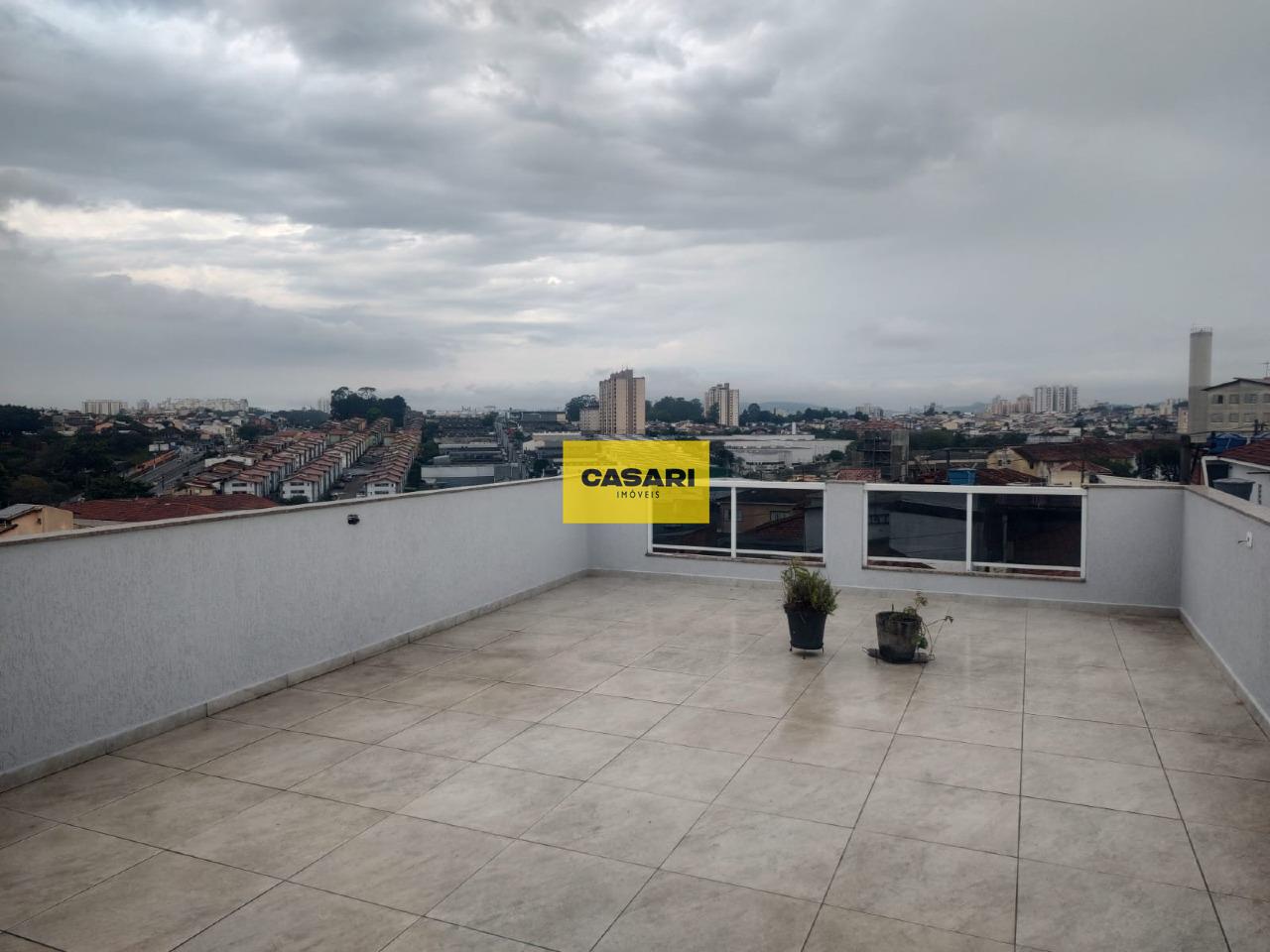 Sobrado para à venda no bairro Alves Dias, São Bernardo do Campo - Casari Imóveis: 