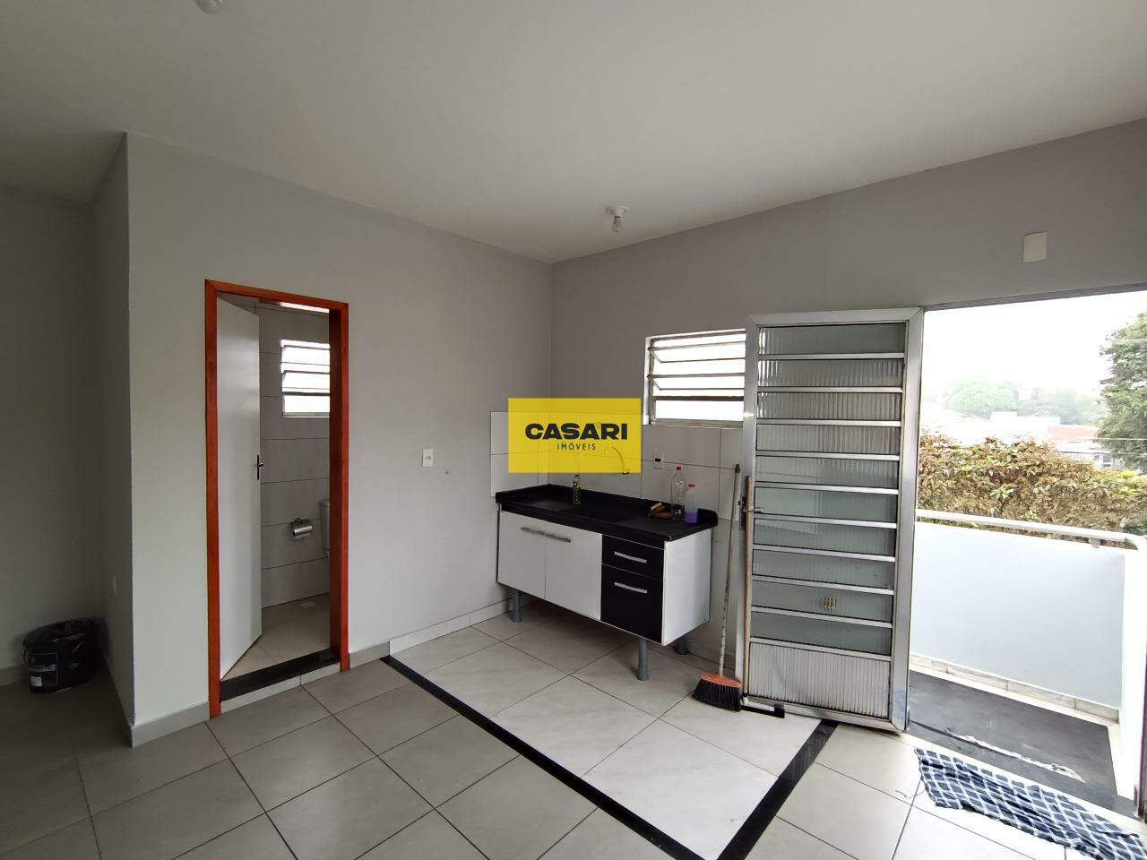 Casa Assobradada para para aluguel no bairro Assunção, São Bernardo do Campo - Casari Imóveis: 
