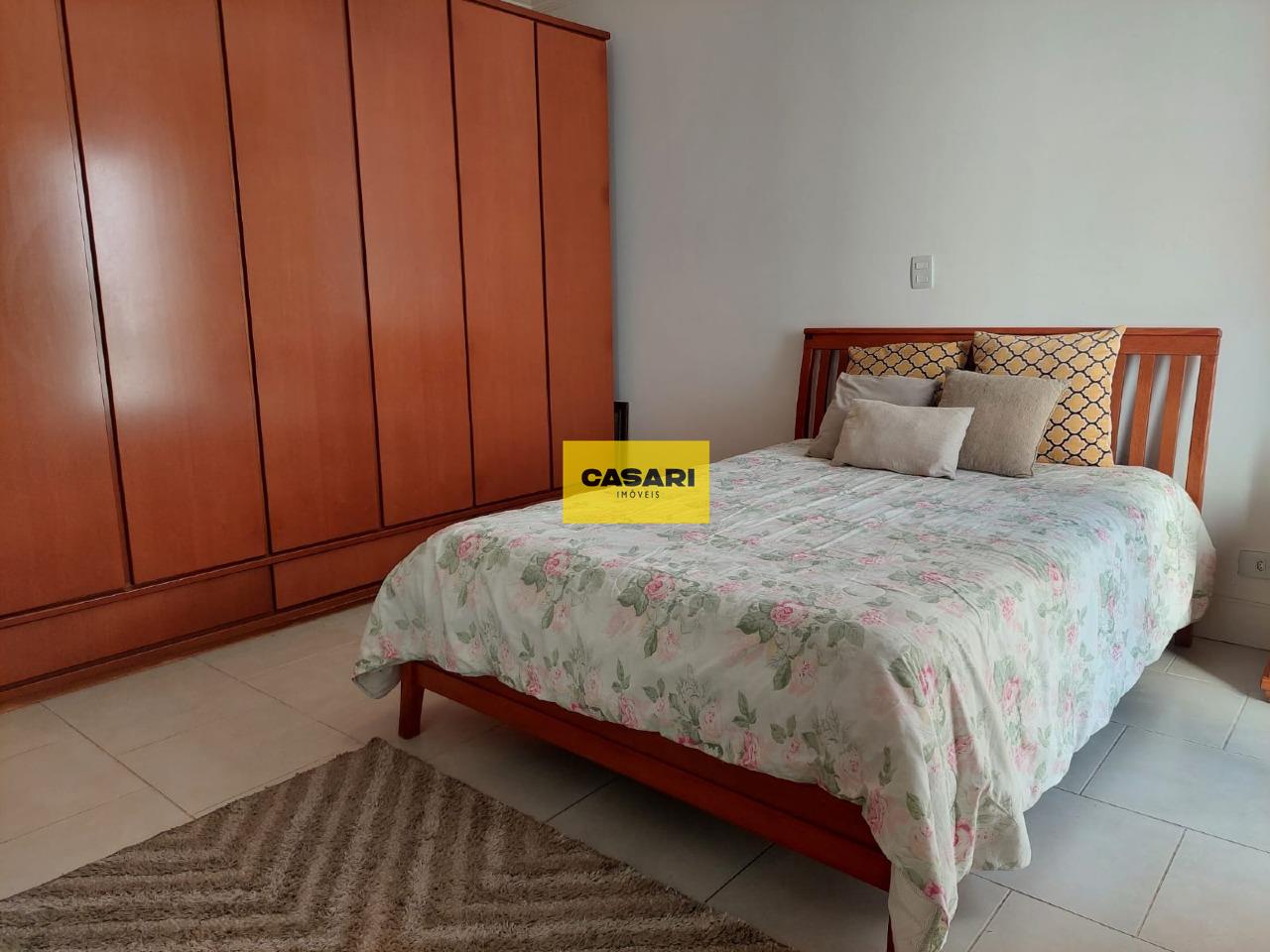 Sobrado para à venda no bairro Centro, São Bernardo do Campo - Casari Imóveis: 