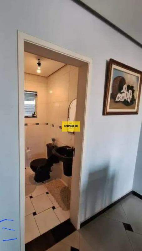 Sobrado à venda com 4 quartos quartos e 231 m² no bairro Centro, São Bernardo do Campo - Casari Imóveis: 