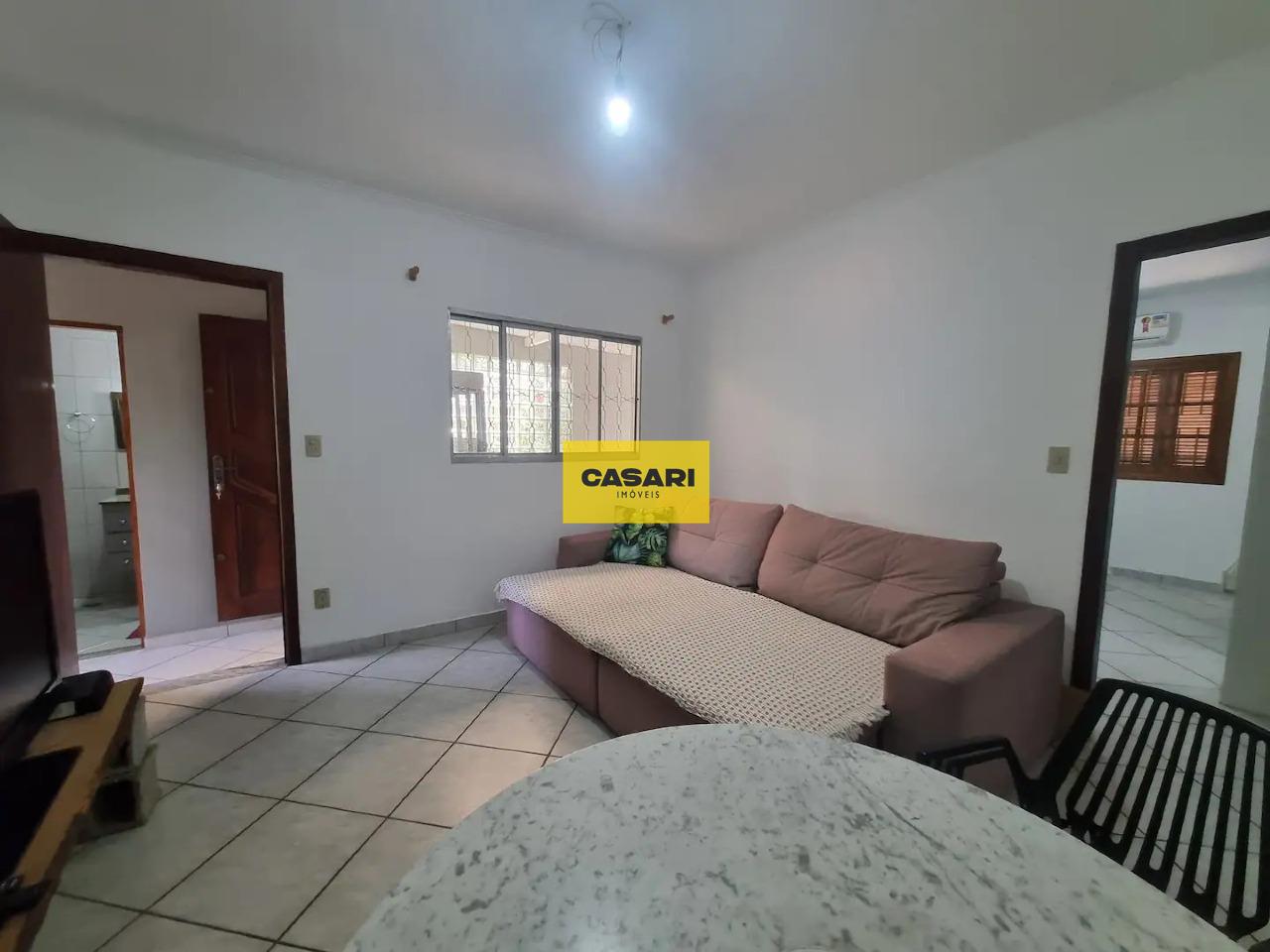 Casa para à venda no bairro Vila Assunção, Santo André - Casari Imóveis: 