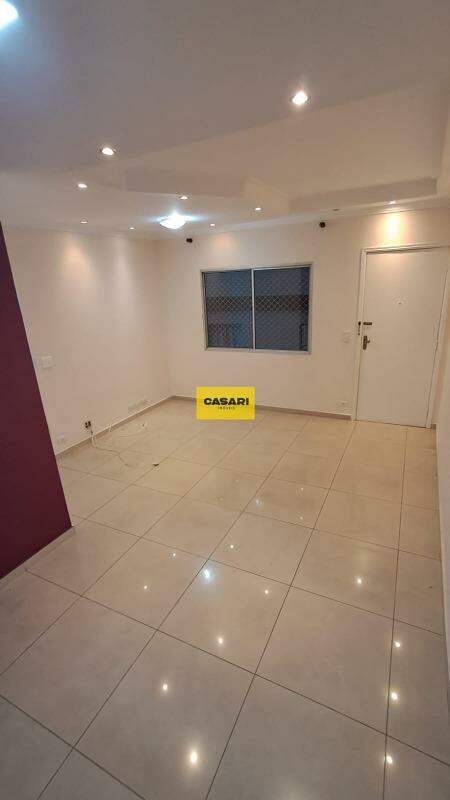 Apartamento para aluguel no bairro Baeta Neves, São Bernardo do Campo - Casari Imóveis: 