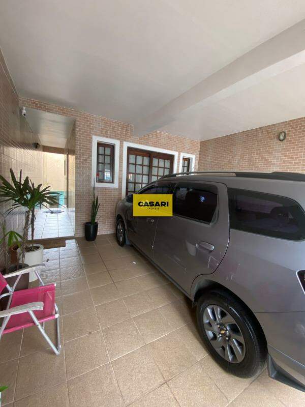 Sobrado à venda no bairro Jardim Las Vegas, Santo André - Casari Imóveis: 