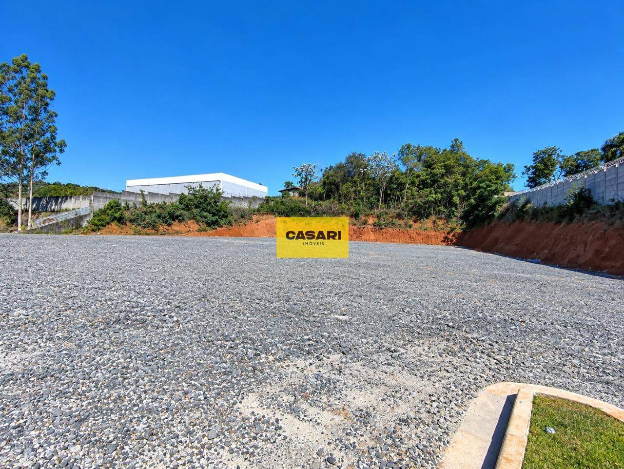 Terreno à venda no bairro Palmeiras de São Paulo, Suzano - Casari Imóveis: 
