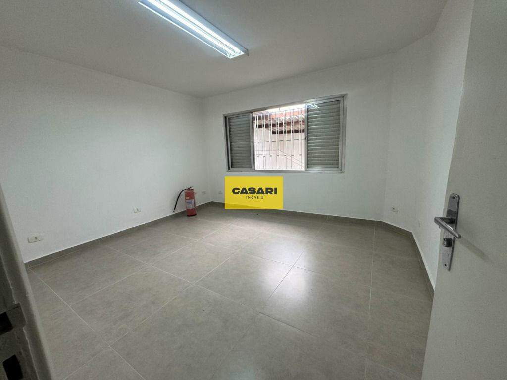 Sobrado para para aluguel no bairro Rudge Ramos, São Bernardo do Campo - Casari Imóveis: 