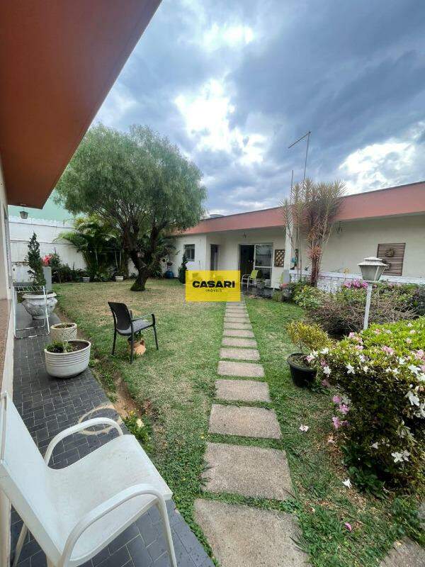 Casa comercial para para aluguel no bairro Jardim do Mar, São Bernardo do Campo - Casari Imóveis: 