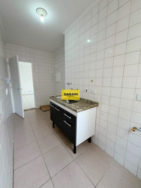 Apartamento para para aluguel no bairro Parque Terra Nova, São Bernardo do Campo - Casari Imóveis: 