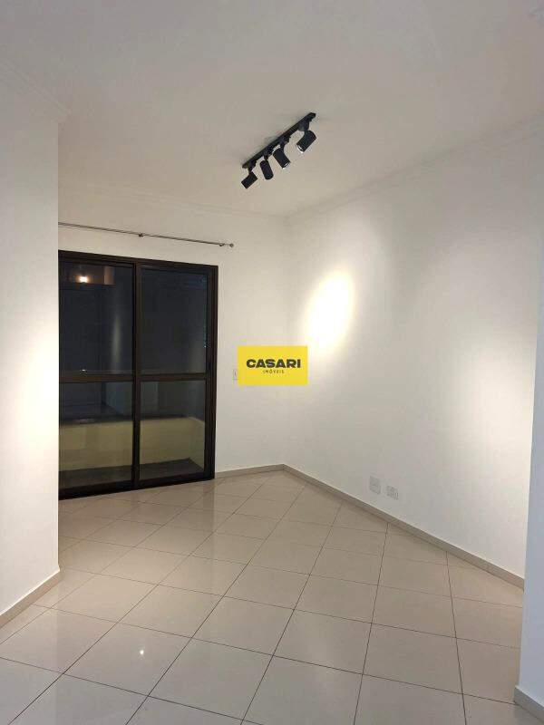 Apartamento para para aluguel no bairro Jardim do Mar, São Bernardo do Campo - Casari Imóveis: 
