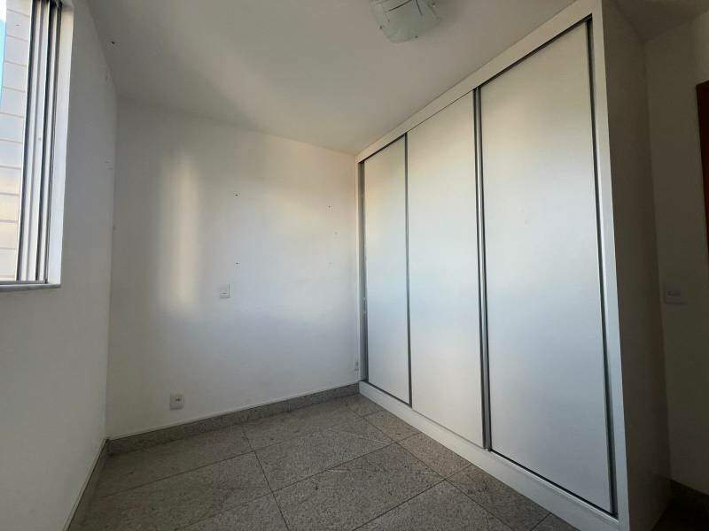 Apartamento à venda no Sagrada Família: 