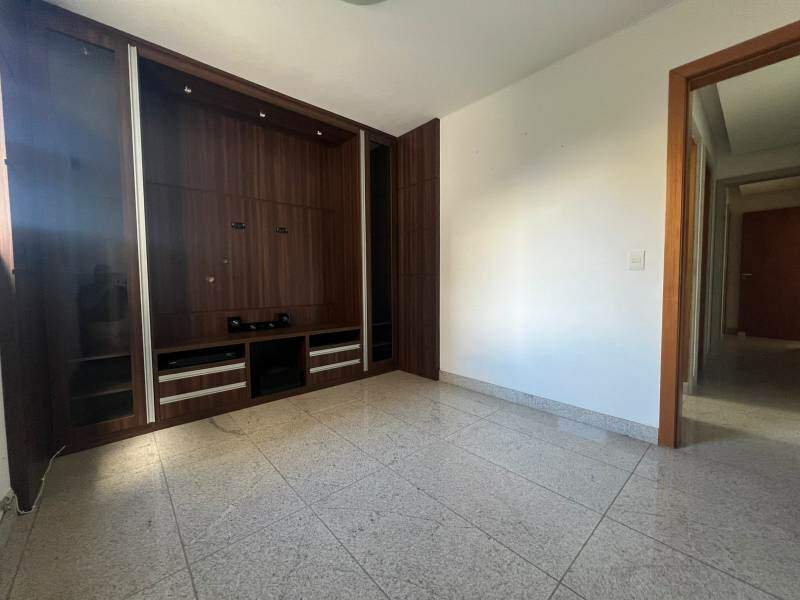 Apartamento à venda no Sagrada Família: 