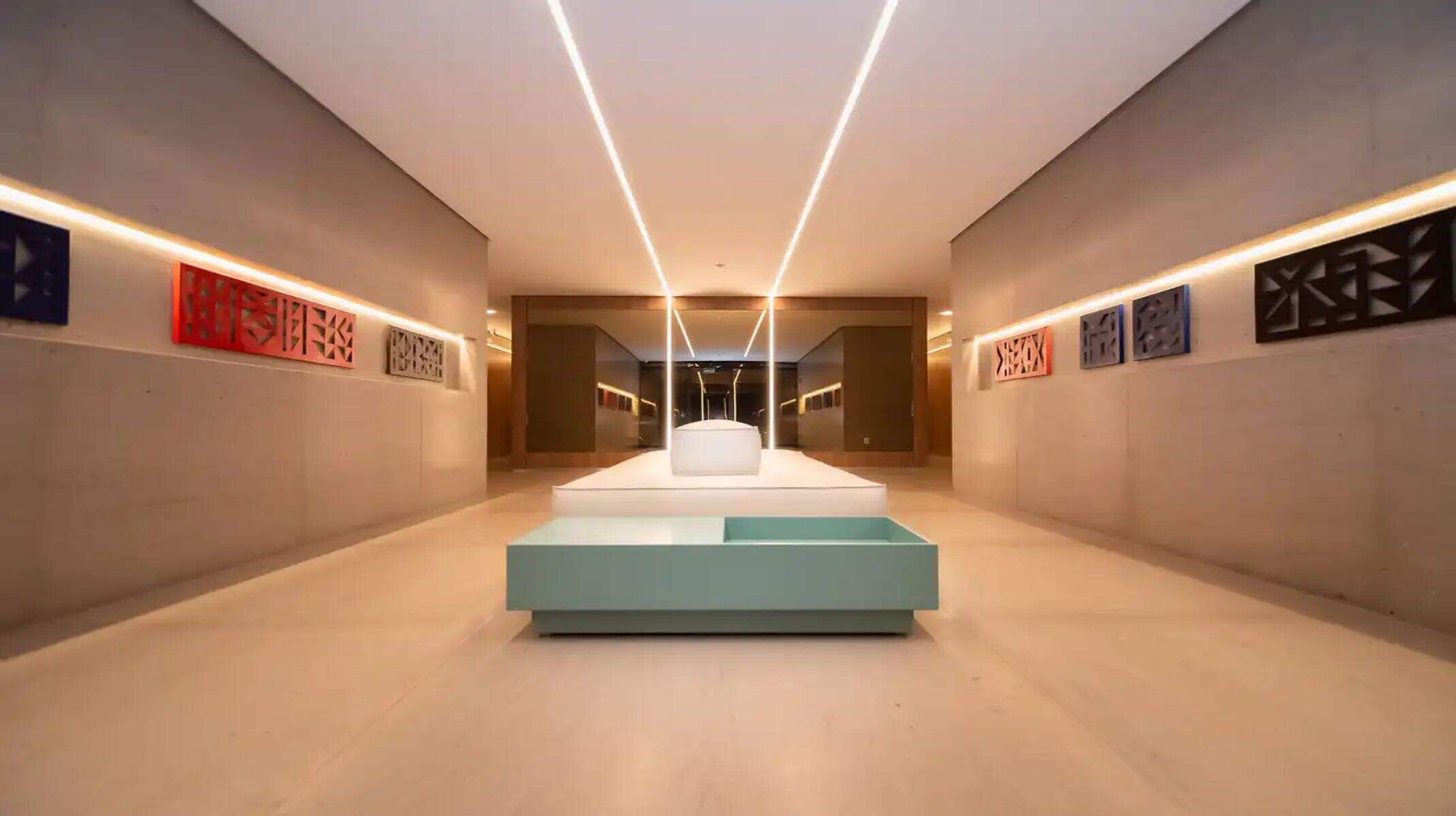 Apartamento à venda no Lourdes: Hall de entrada