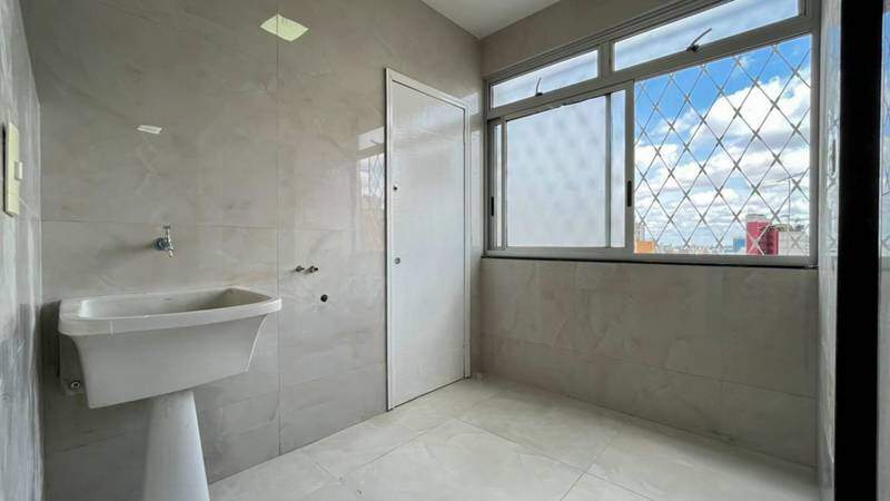 Apartamento à venda no Gutierrez: 