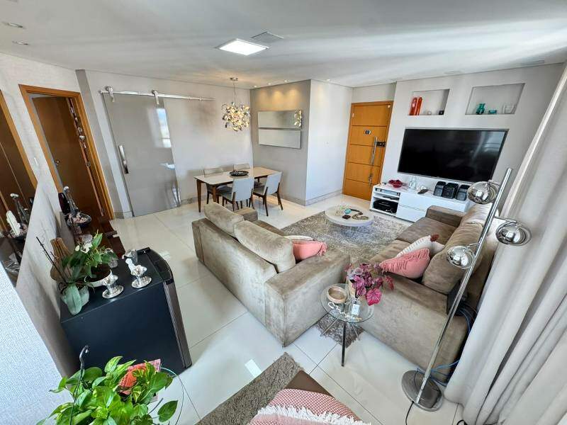 Apartamento à venda no SILVEIRA: 