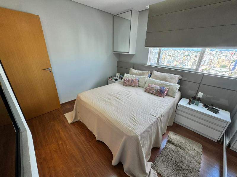 Apartamento à venda no SILVEIRA: 