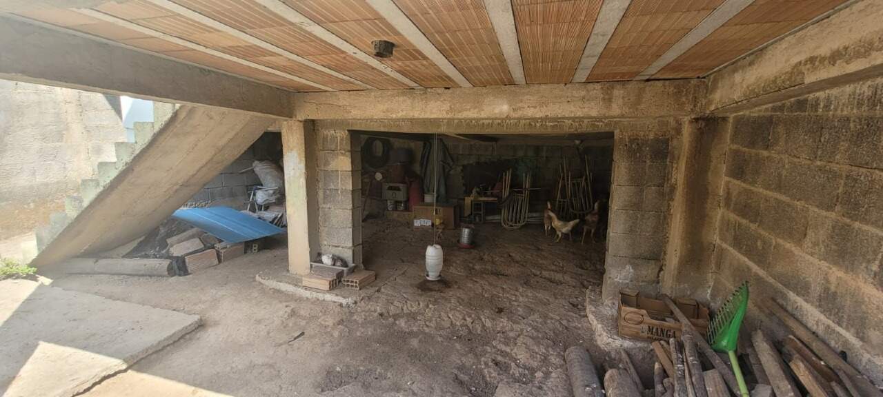 Casa à venda no CÉU AZUL: 