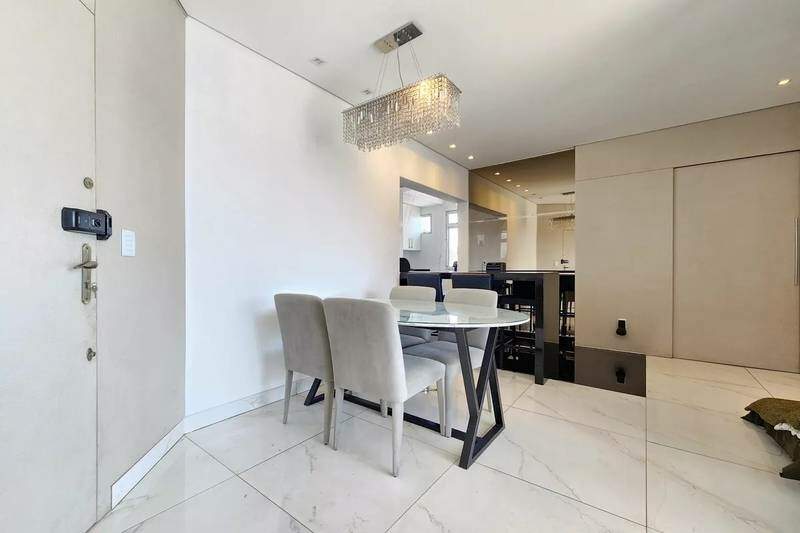 Apartamento à venda no Coração de Jesus: 