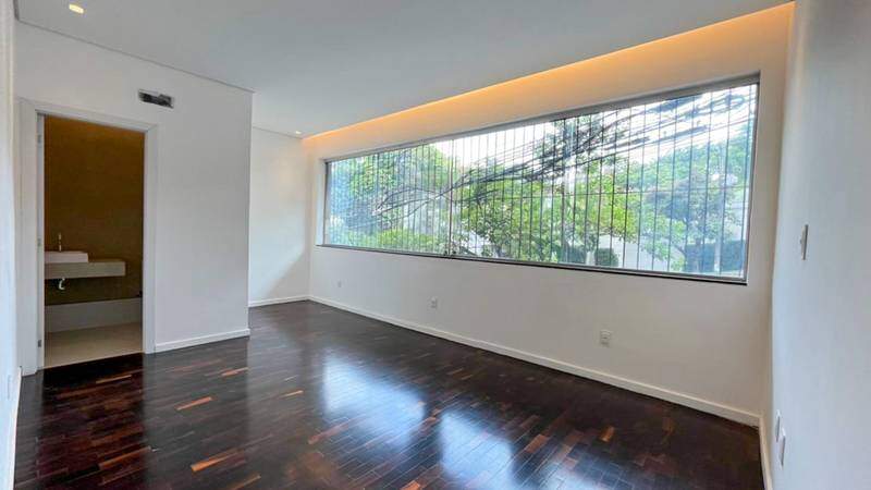 Apartamento à venda no Lourdes: 